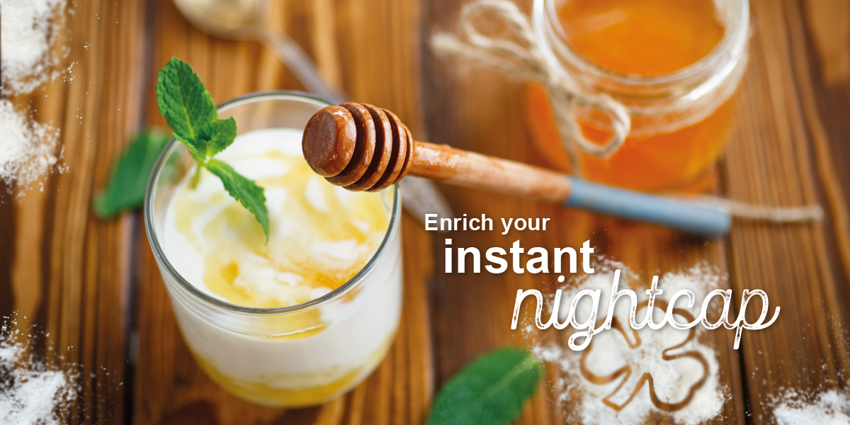 Milch mit Honig und Kasein